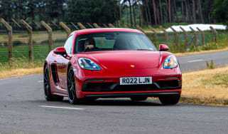 Porsche 718 Cayman GTS - front cornering